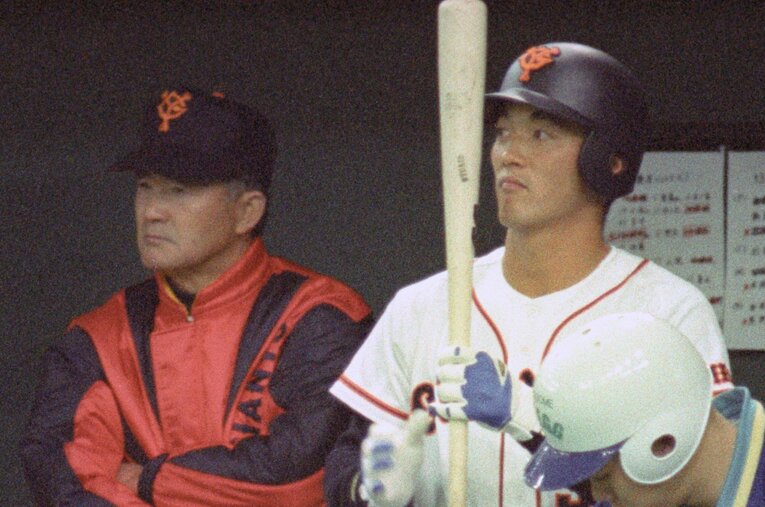 1993年、巨人にトレード移籍した長嶋一茂。父と子、2人が巨人で戦った4年間があった ／ photograph by KYODO