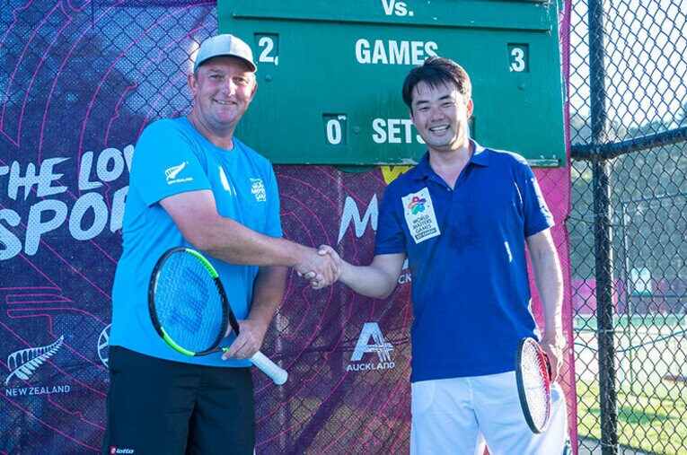 オークランドで繰り広げられた、“テニス選手”杉村太蔵、37歳の熱戦。(3)