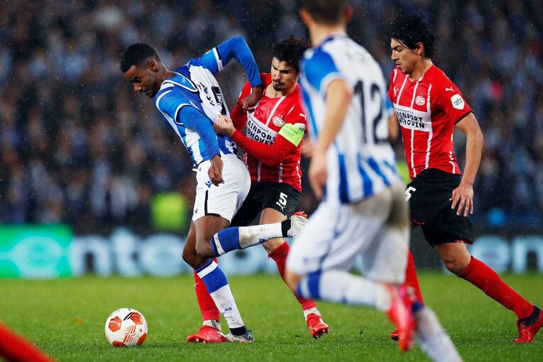 堂安律がPSVで得つつある信頼… 懐かしの“香川真司の元相棒”ゲッツェ、“89億円の価値”スペイン代表MFを撮って気づいたこと(31)