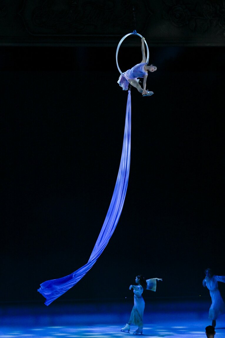 「母への永遠の愛を滑りたいな」浅田真央が明かすアイスショー『Everlasting33』に込めた“愛”「誰も見たことのない景色を届けたい」(101)