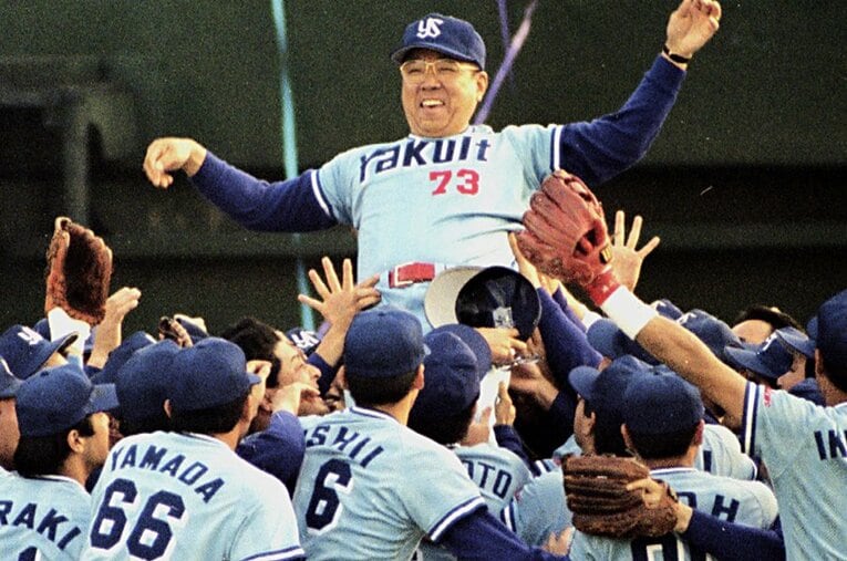 1993年日本シリーズ、第7戦まで続いた激闘の末に宿敵・西武を下し、胴上げされる。 ／ photograph by Kyodo News