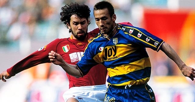 中田英寿らとローマで優勝→無所属新人で市長当選」 インタビューして