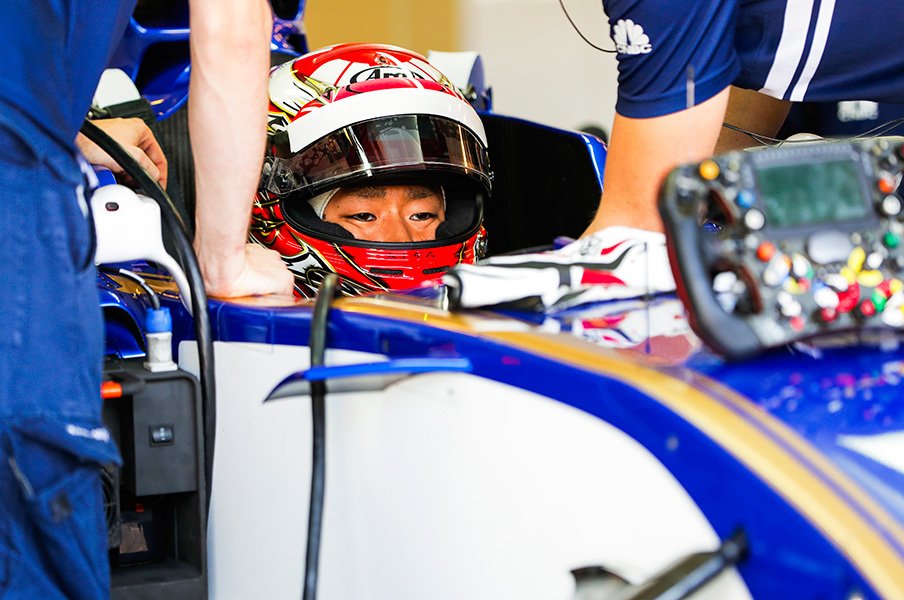 F1ライセンス取得条件は厳しすぎ?リザーブドライバー不在に見る問題。<Number Web> photograph by AFLO