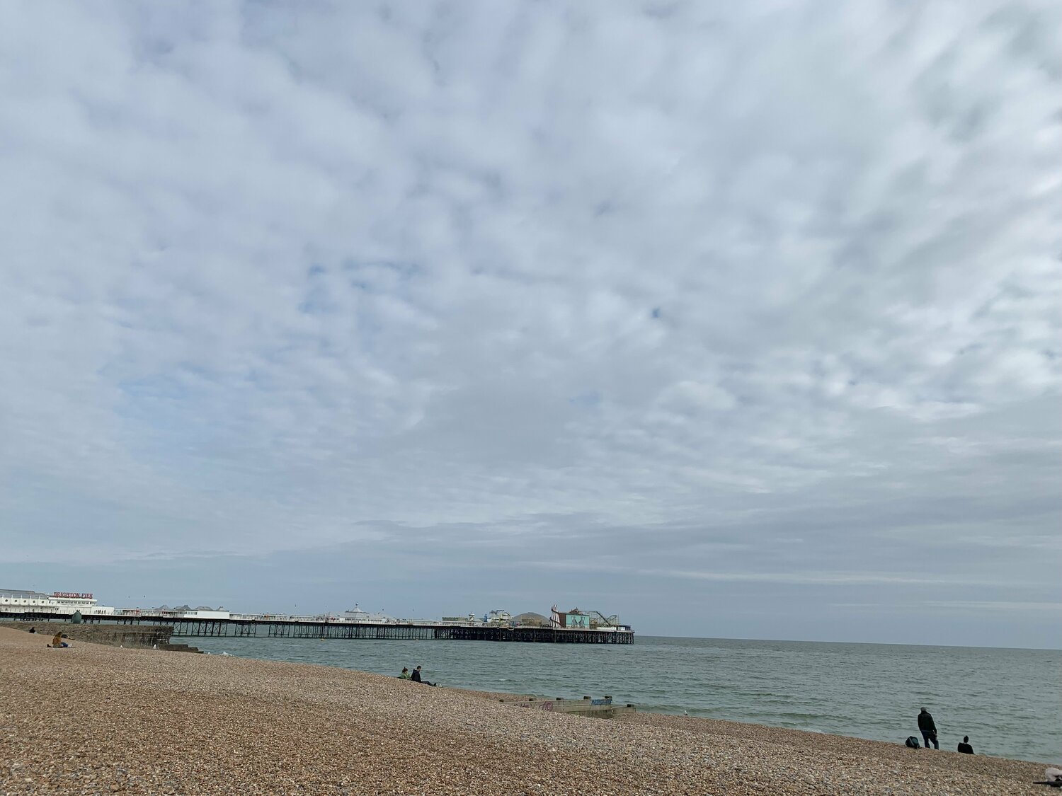 ブライトンのビーチ　©Yoichi Igawa　