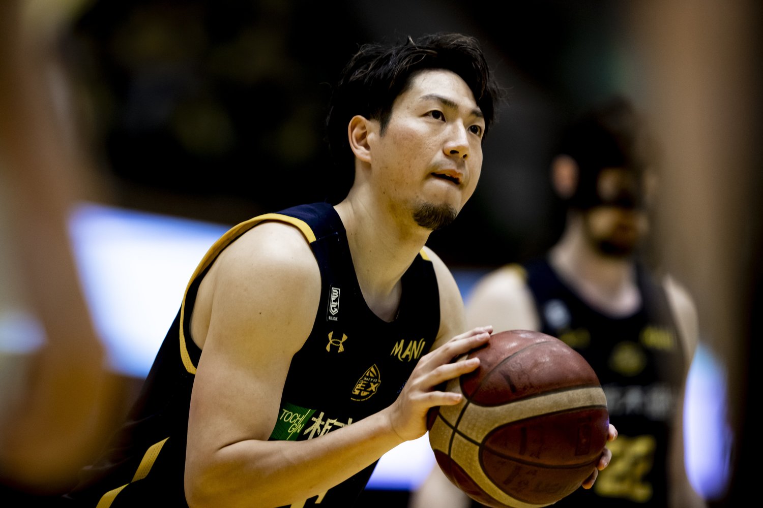 安齋HCの指令を受け、前髪を上げてコートに立った比江島。ご利益はしっかり生きていた