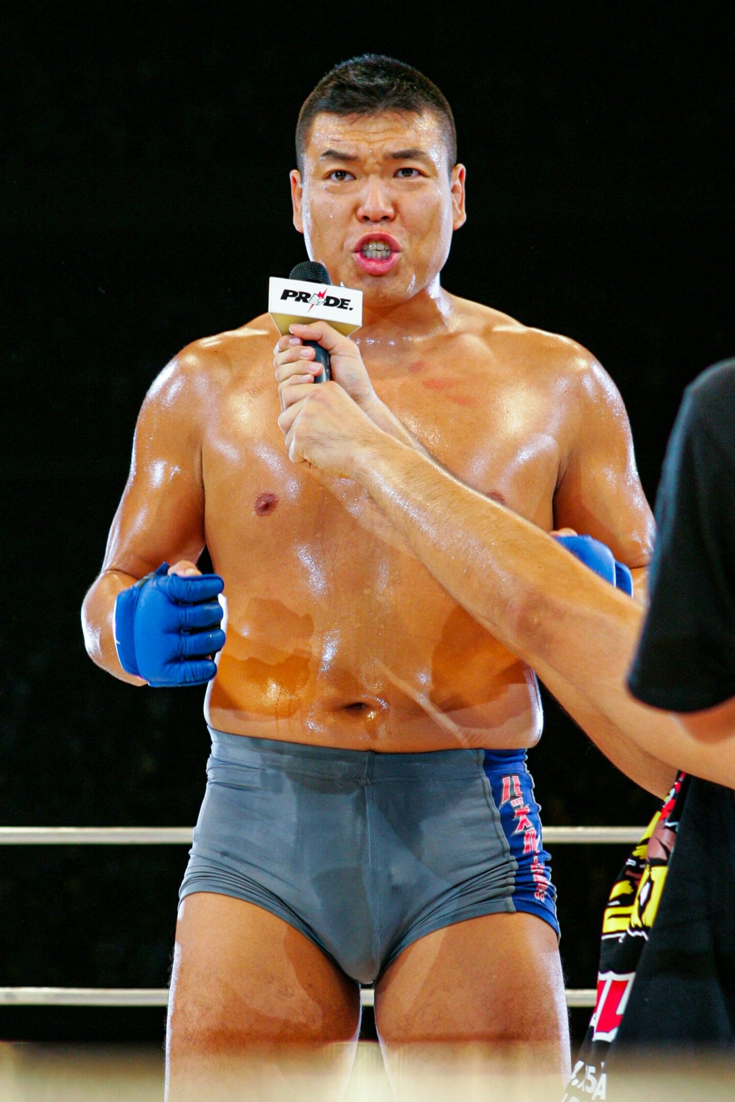 小川直也のハッスルポーズ ©Susumu Nagao