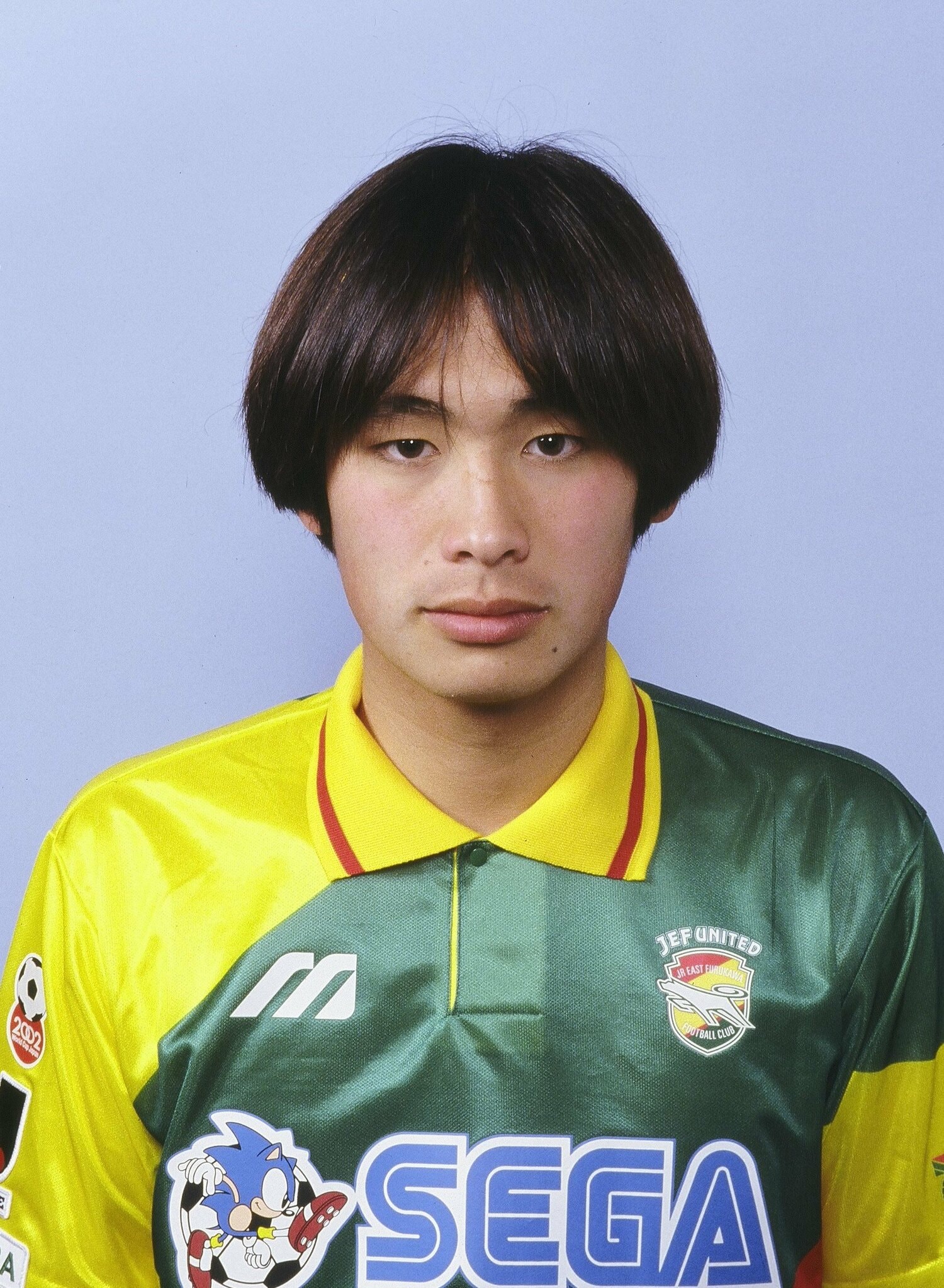 1995年の加入初年に撮影された森崎の選手写真　©J.LEAGUE