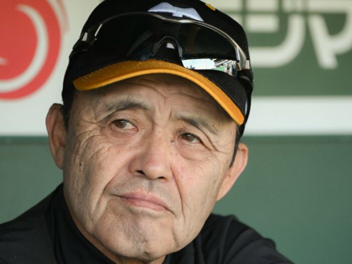 「もっとええバントしてくれた方が…」阪神・岡田彰布監督が悔やんだ伊藤将司の“ワンプレー”「紙一重やと思うよ。はっきり言うて」<Number Web> photograph by Nanae Suzuki