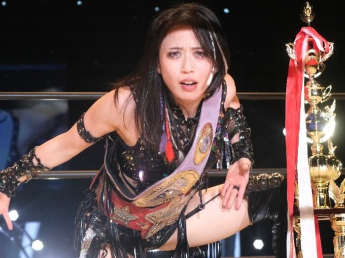 「ワルぶってもバレる。嘘がつけないタイプなんだよ（笑）」人気レスラー・上谷沙弥の“カリスマ性”の正体…『鬼レンチャン』『ラヴィット！』反響後の今＜Number Web＞ photograph by Norihiro Hashimoto