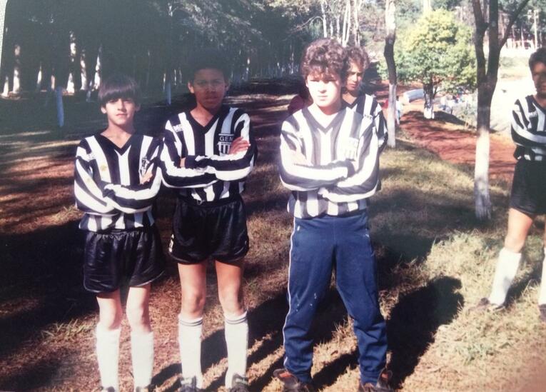 13歳でグレミオ・マリンガのU-13に入った※家族提供