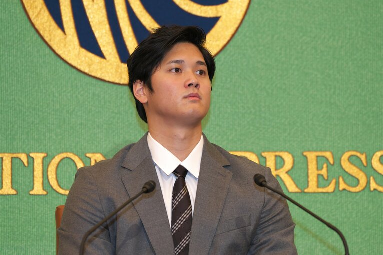 大谷翔平の記者会見「質問レベルが低すぎ」論争で思い出す、引退の浅田真央に「トリプルアクセルに声をかけるなら？」の意外な結末(17)