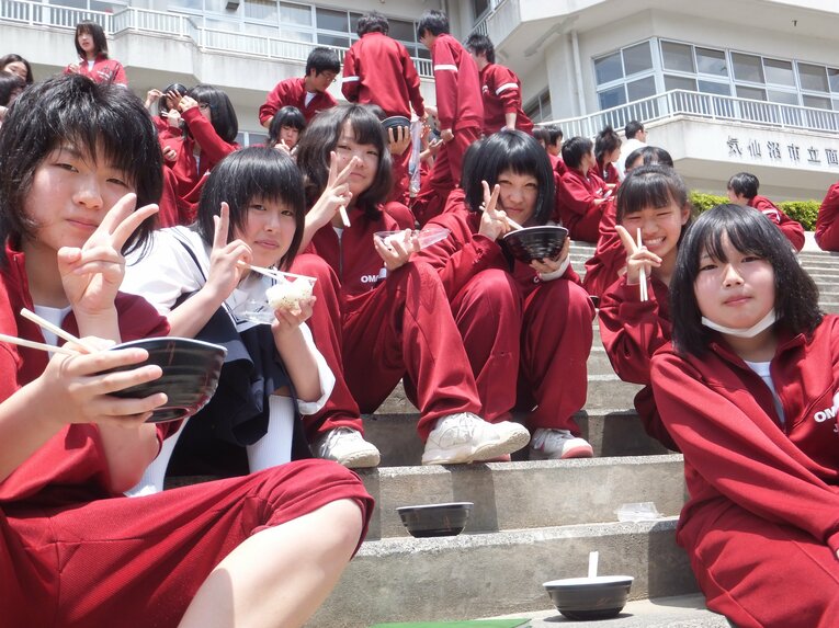 大相撲の“3.11”　被災地を訪れた力士たちの涙と誓い(14)