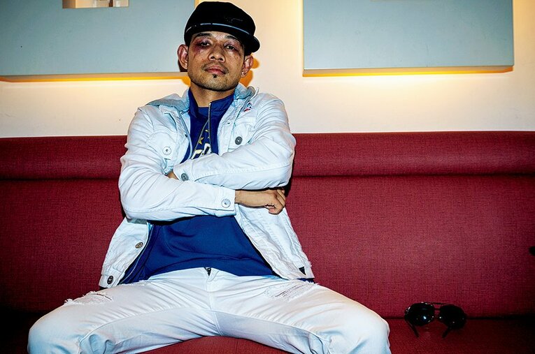 1度目の対戦では圧倒的不利予想の前評判を覆し、最終ラウンドまで井上を苦しめたドネア ／ photograph by Takuya Sugiyama