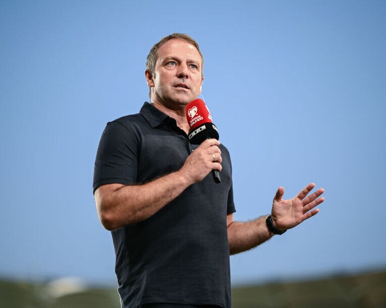 フリックのアグレッシブなスタイルは、ドイツ国民にも好意的に受け止められている　©Getty Images