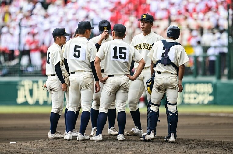 明徳義塾の名将・馬淵史郎監督に聞く「四国の野球は弱体化したのか？」（写真は今夏甲子園に出場した徳島商） ／ photograph by Nanae Suzuki