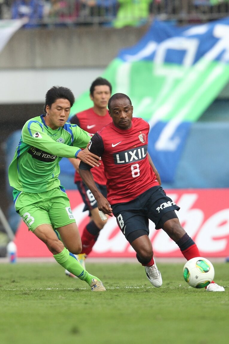 湘南時代の岩尾（2013年）　©Getty Images