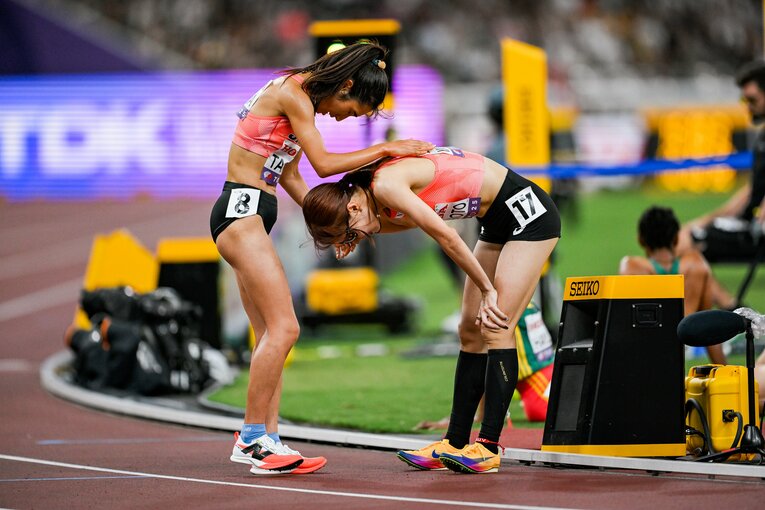 東京世界陸上女子5000m予選での田中希実と山本有真　©Nanae Suzuki