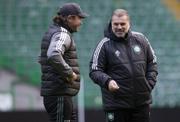 22年、セルティック時代のキューウェルとポステコグルー監督　©Getty Images