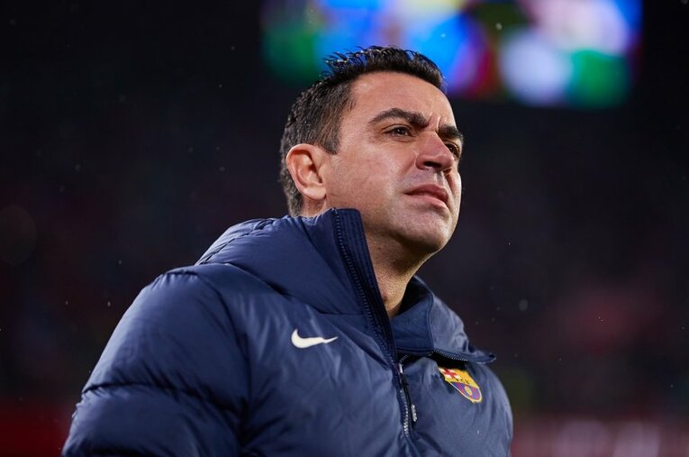 7位で2021年を終えたバルサ。再建を託されたシャビは、かつてのスタイルを取り戻すために注力するが…… ／ photograph by Getty Images