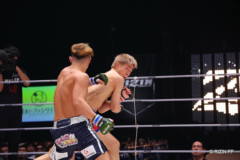 『RIZIN.42』YA-MAN vs 三浦孝太　©RIZIN FF