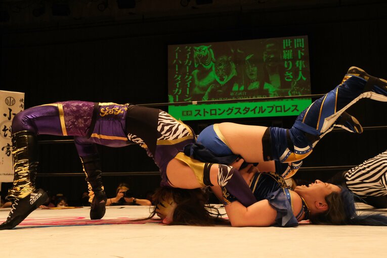 フィニッシュはタイガー・スープレックス。見事な連続攻撃だった