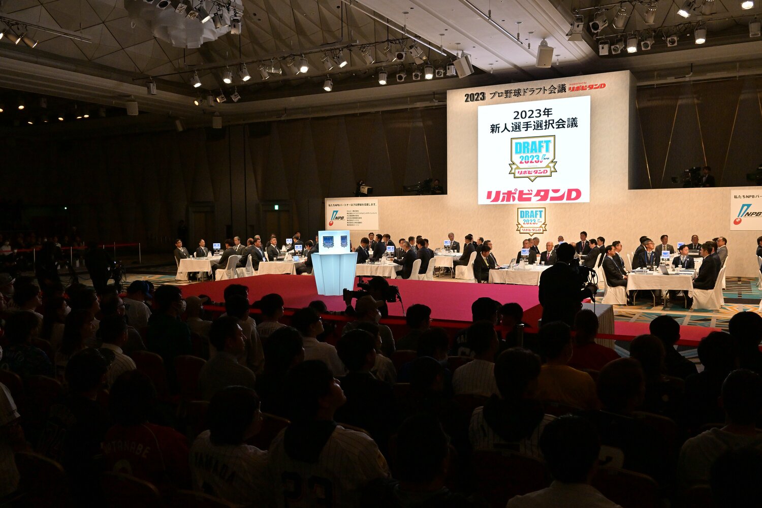 今年も悲喜こもごも、様々なドラマを生んだプロ野球ドラフト会議　©︎Hideki Sugiyama