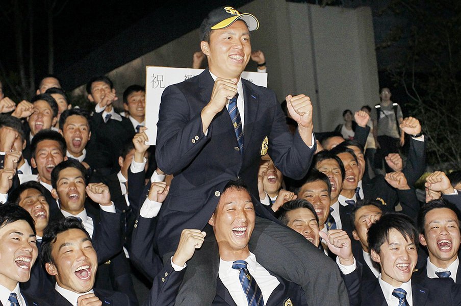 巨人、阪神だって決して悪くない！全球団が60点以上の豊作ドラフト。＜Number Web＞ photograph by Kyodo News
