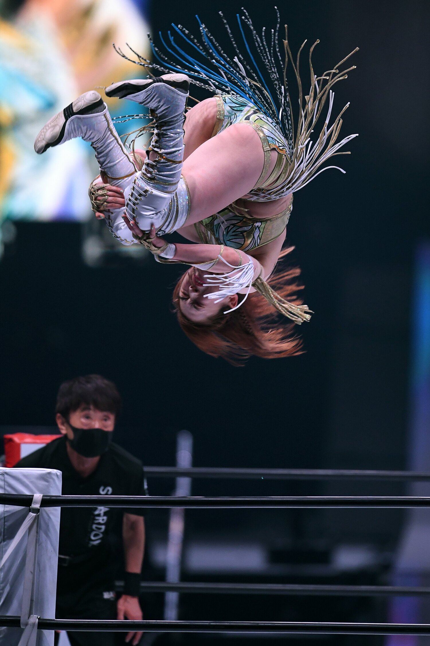 上谷沙弥のフェニックス・スプラッシュ