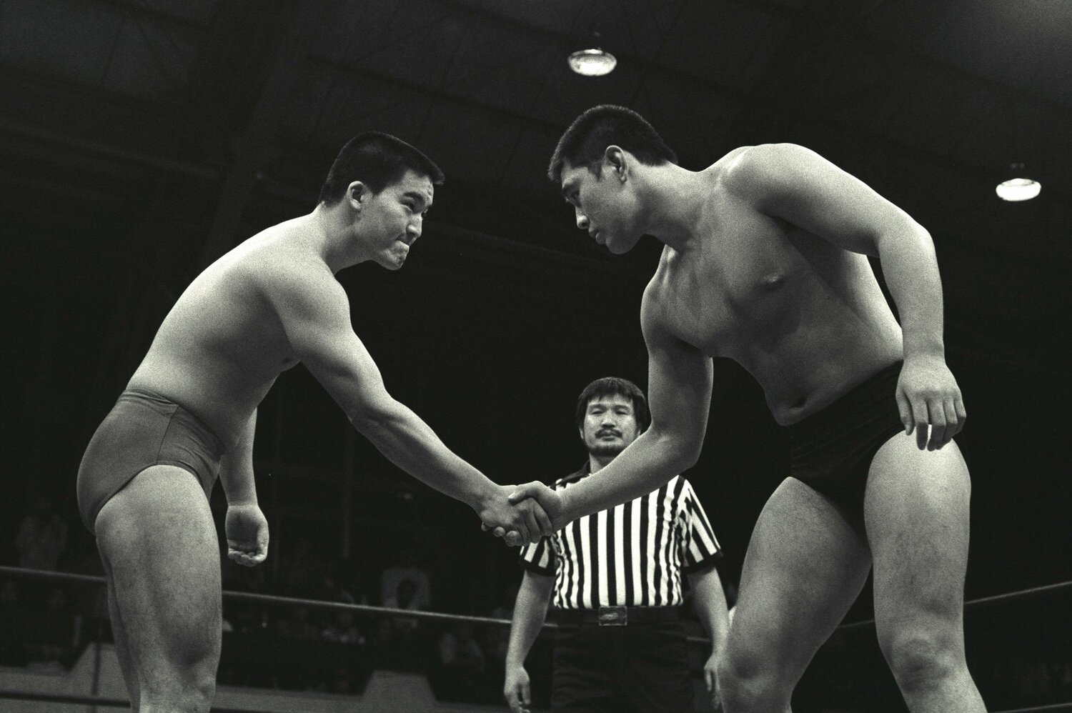 武藤敬司と蝶野正洋のダブルデビュー戦。1984年10月5日、越谷市立体育館