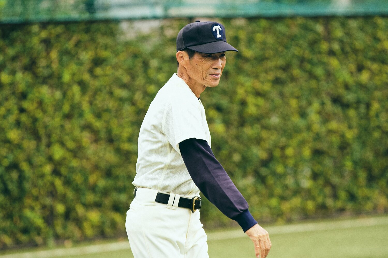 今は名誉監督として、時おりグラウンドに顔を出す前田三夫氏 ©Yuji Ueno