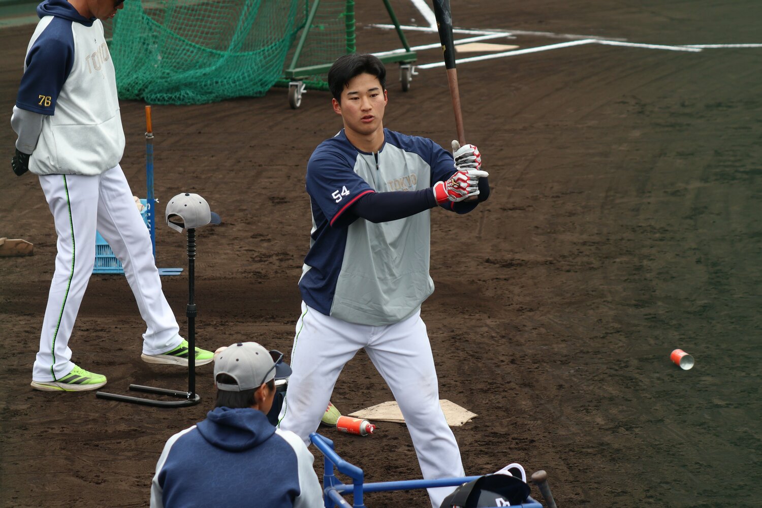 目下はバッティング強化に力を入れる。体重は高校時代から8キロ増　©Fumi Sawai
