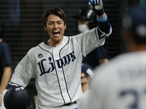 山川穂高が2本塁打、木村文紀が満塁弾！西武、ソフトバンクに“再逆転”で劇的勝利！