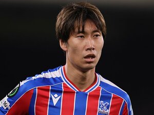 「鎌田、嫌われているのでは」かつては英国ファン不満露わも…鎌田大地「少なからず学べている」ゴールでもアシストでもないプレミア適応の核心