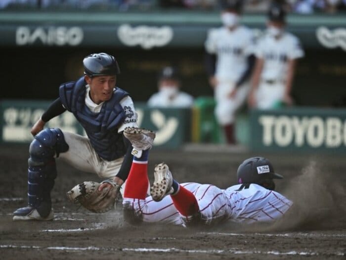 甲子園NHK解説者が語る“大阪桐蔭が敗れた理由”「(下関国際は)絶対王者を意識していなかった」…2年生・前田悠伍の涙に重なる「2018年の最強世代」<Number Web> photograph by Hideki Sugiyama