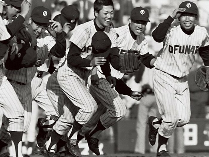 ＜交錯する宿命＞佐々木朗希と大船渡旋風1984「港町の2人のエース」＜Number Web＞ photograph by Katsuro Okazawa