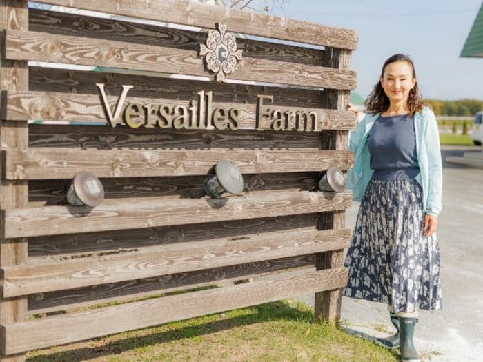 馬大好きの牧場オーナーなのに「馬アレルギーなんです…」“Yogibo＆引退馬”牧場の“産みの親”岩崎美由紀さんが明かす「はじまりの1頭」＜Number Web＞ photograph by Kiichi Matsumoto