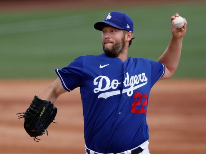 【MLB開幕】契約最終年カーショーを9度目の開幕投手に指名、ドジャース・ロバーツ監督の連覇への“思惑”とは＜Number Web＞ photograph by Getty Images