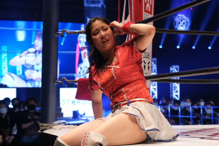 王者・AZMが「天才」と断言し溺愛する駿河メイ、その真の凄さとは？ ハイスピード王座戦で敗北もスターダムファンが熱狂した理由(42)