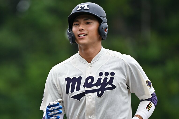 広島が1位指名を公表した宗山塁内野手（明治大・175cm、80kg・右投左打）。ショートのポジションにはこだわりがあるというが、その命運やいかに ／ photograph by Hideki Sugiyama