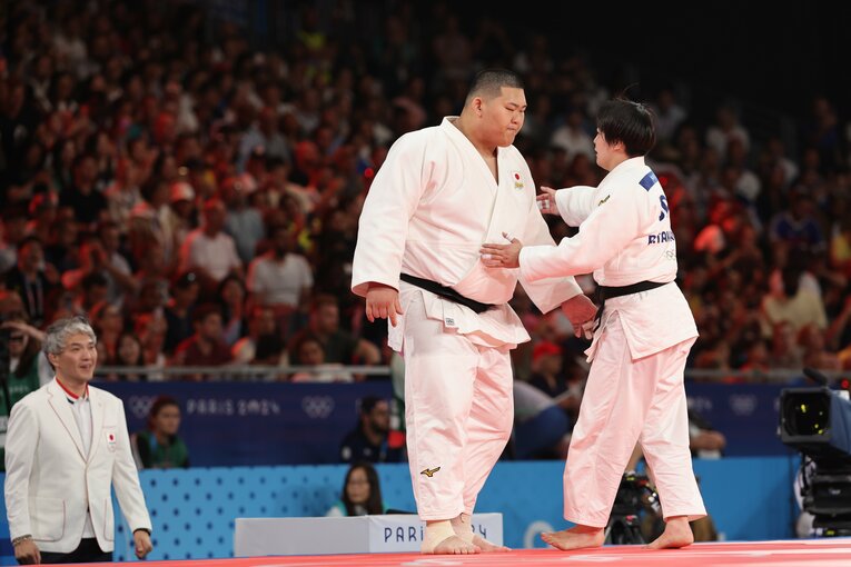 混合団体戦決勝、三番手の斉藤立が登場　©Tetsuya Higashikawa/JMPA