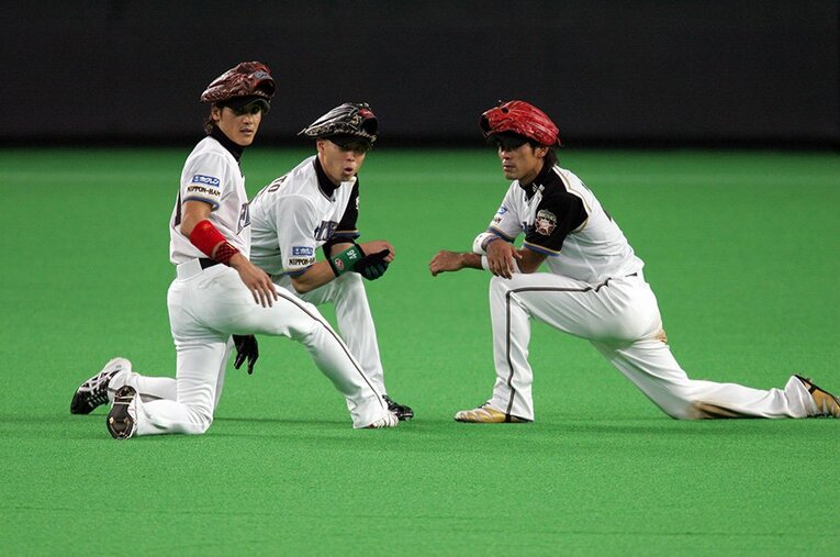 新庄剛志、森本稀哲、稲葉篤紀／日本ハム ／ photograph by Hideki Sugiyama