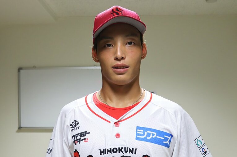 中日のドラフト3位指名を受けた石森大誠 ／ photograph by Kou Hiroo