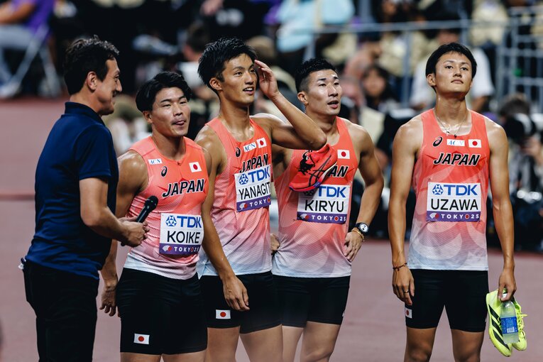 2組3位で予選を通過した400mリレーチーム　©Kiichi Matsumoto