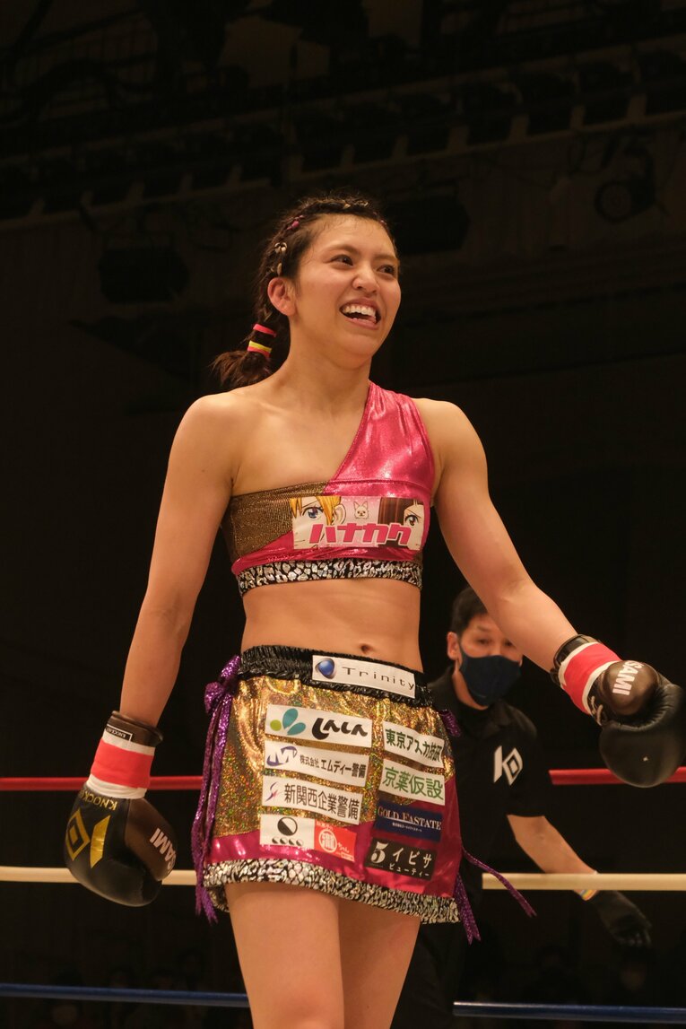 ぱんちゃん璃奈が13戦全勝で文句なしの「トップファイター」に…それでも“若い女子選手ならでは”の偏見、SNS誹謗中傷との闘いが続く(10)