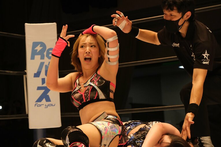 桜井まい「これだけやって負けられない」“フェリス卒のお嬢様”がスターダムの人気女子プロレスラーになった理由…アンチには「感謝してます」(18)