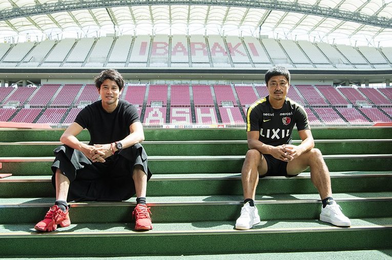 海外での経験を鹿島に還元した内田と小笠原。2人がこれからの世代へ伝えていくこととは？ ／ photograph by Toru Hiraiwa