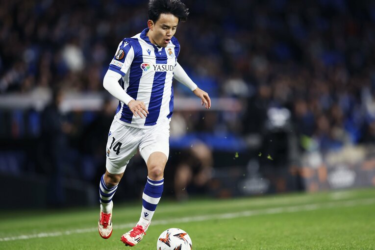 久保建英が「ベンチで同僚を爆笑させてる」“最高の1枚”を撮影後…過密日程に「ちょっとツラいかな」本人が語った“意外な理由”を思い出す(11)