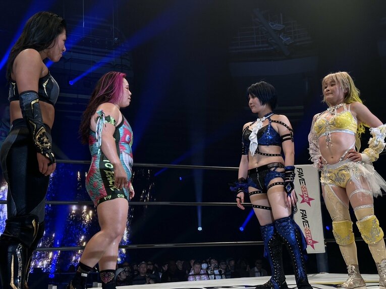 試合後も火花を散らす両チーム。これからもライバル関係は激化するというのが全員の思いだ