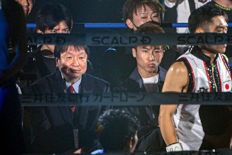 リングサイドで観戦した井上尚弥　©︎Takuya Sugiyama