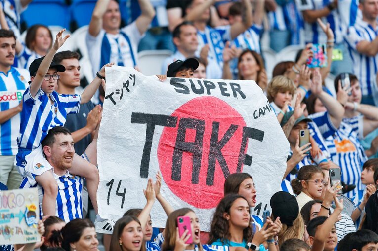 ラ・レアルで増加した「タケ応援ボード」　©Daisuke Nakashima